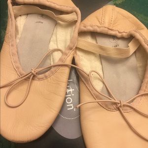 Girl’s Ballet Shoes